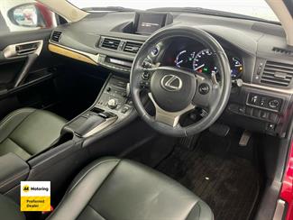 2014 Lexus CT 200h - Thumbnail