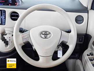 2014 Toyota Sienta - Thumbnail