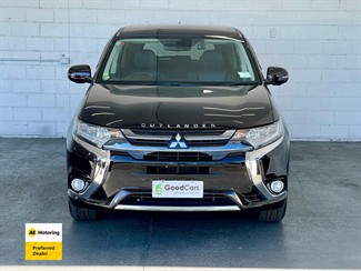 2015 Mitsubishi OUTLANDER - Thumbnail