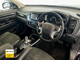 2015 Mitsubishi OUTLANDER - Thumbnail
