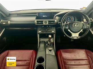 2015 Lexus IS 200t - Thumbnail