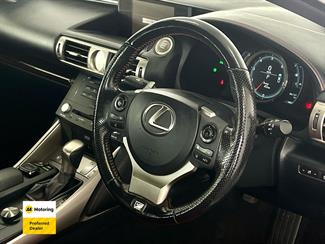 2015 Lexus IS 200t - Thumbnail