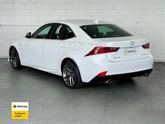 2015 Lexus IS 200t - Thumbnail