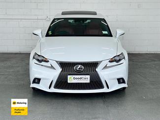 2015 Lexus IS 200t - Thumbnail
