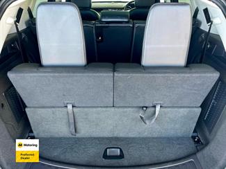 2016 Land Rover Discovery Sport - Thumbnail