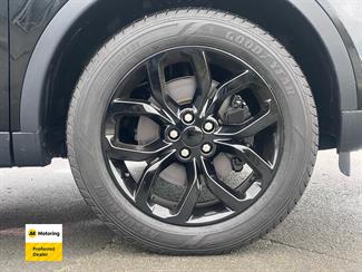 2016 Land Rover Discovery Sport - Thumbnail
