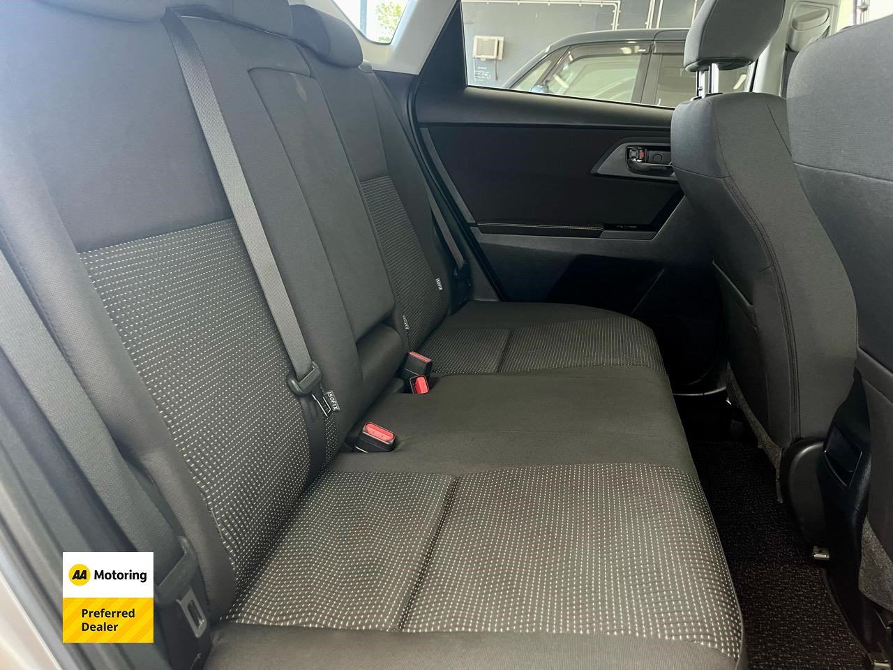 2013 Toyota AURIS