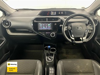 2017 Toyota AQUA - Thumbnail