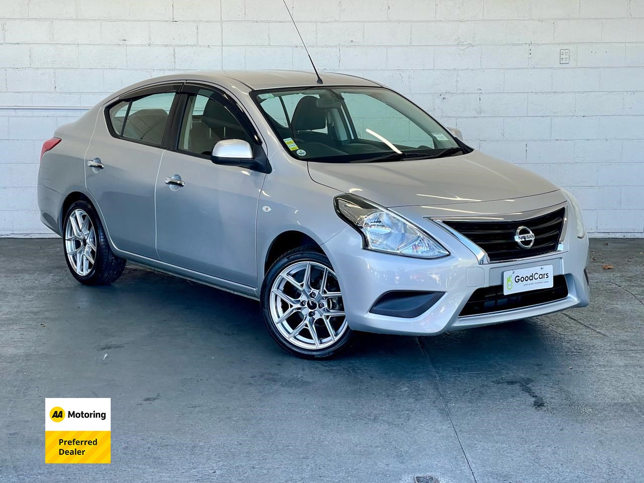 2017 Nissan LATIO