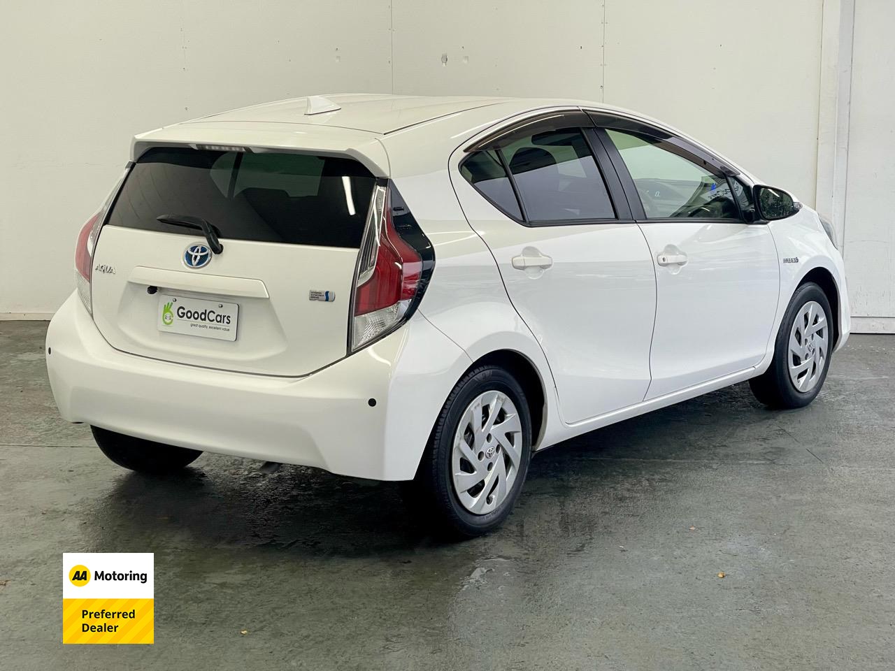 2016 Toyota AQUA