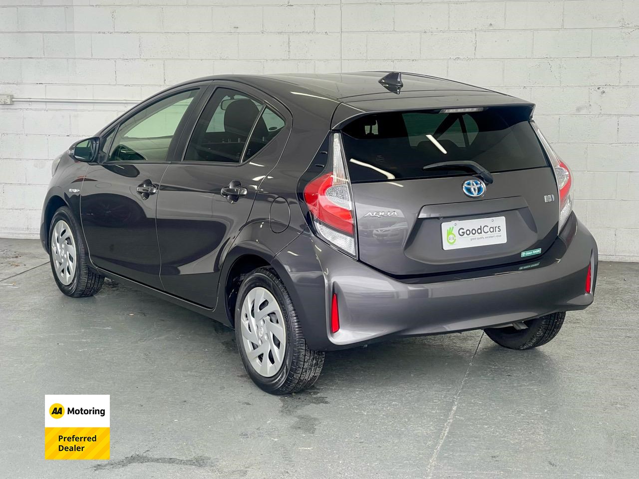 2017 Toyota AQUA