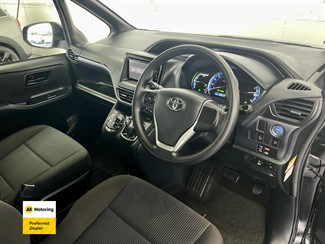 2015 Toyota Noah - Thumbnail