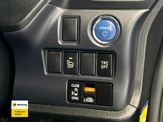 2015 Toyota Noah - Thumbnail
