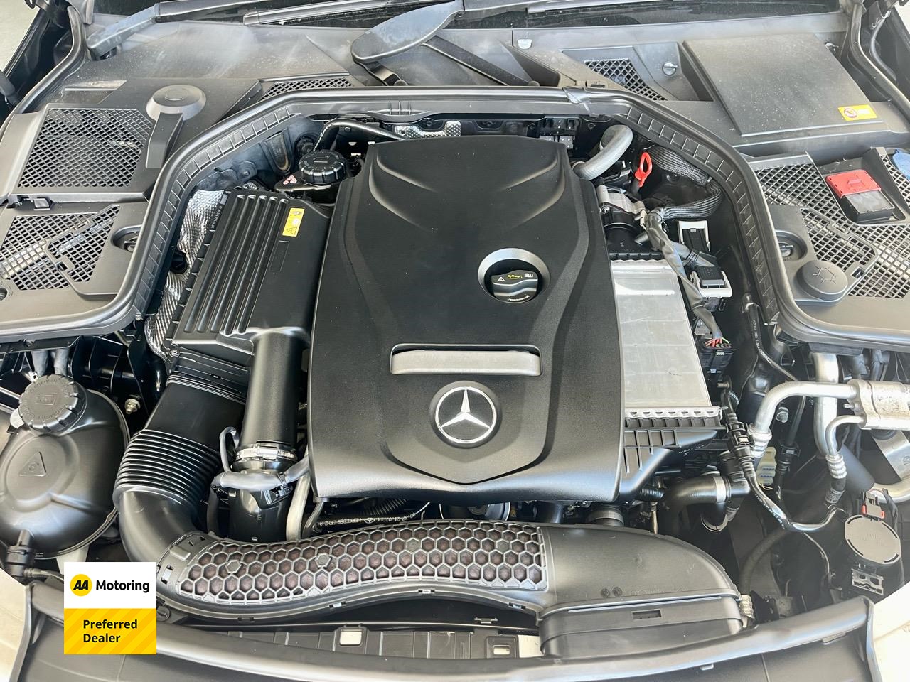 2015 Mercedes-Benz C 180