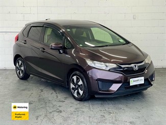 2016 Honda FIT - Thumbnail