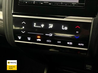 2016 Honda FIT - Thumbnail