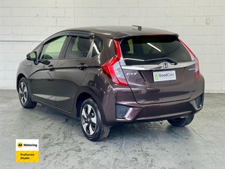 2016 Honda FIT - Thumbnail