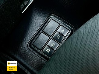 2016 Toyota AQUA - Thumbnail