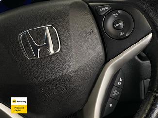 2015 Honda FIT - Thumbnail