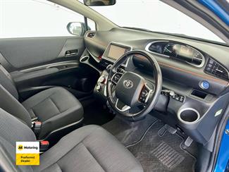 2016 Toyota Sienta - Thumbnail
