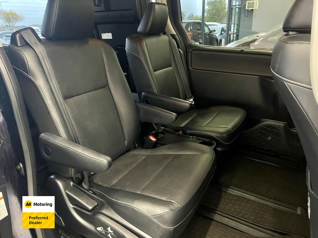2015 Toyota ESQUIRE