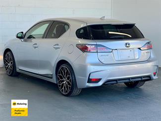 2015 Lexus CT 200h - Thumbnail