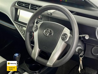 2014 Toyota AQUA - Thumbnail