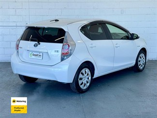 2014 Toyota AQUA - Thumbnail