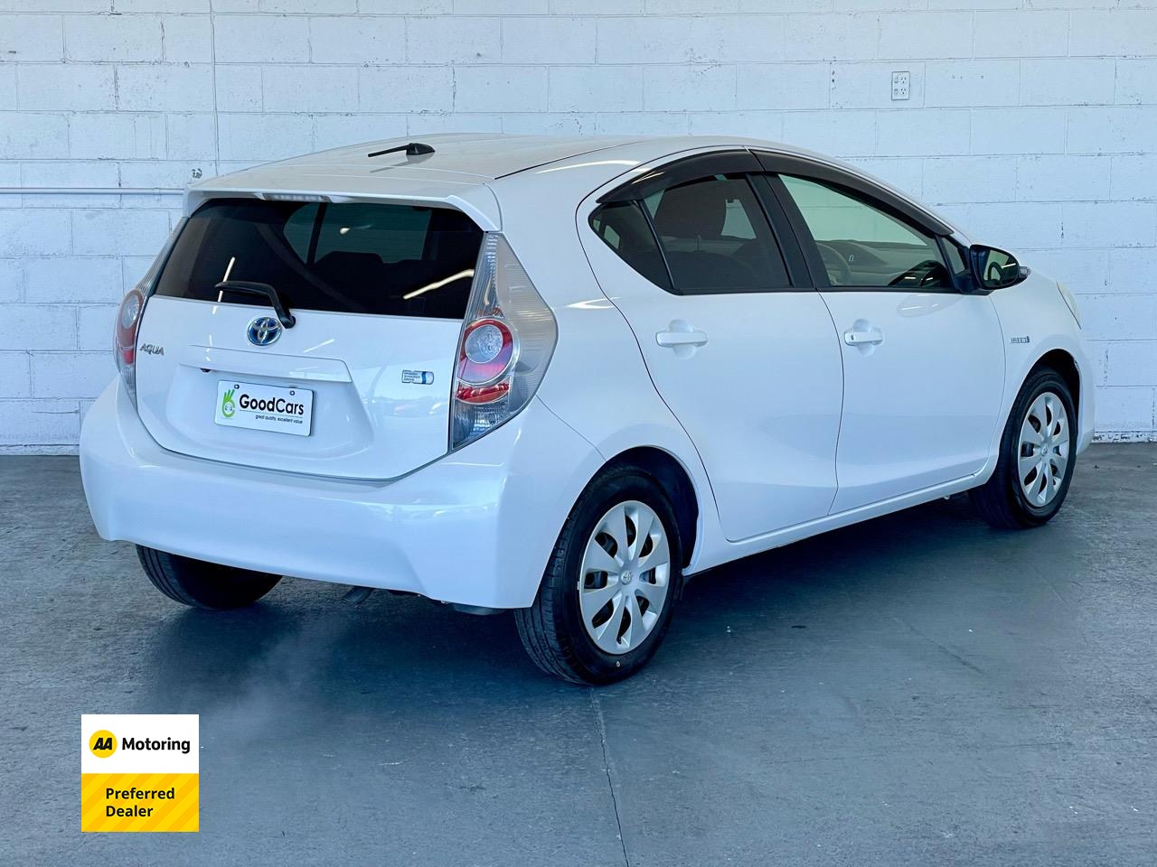 2014 Toyota AQUA