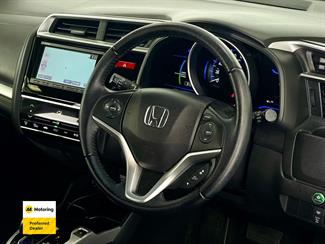 2015 Honda FIT - Thumbnail