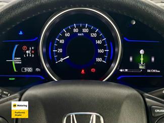 2015 Honda FIT - Thumbnail