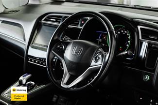 2017 Honda Shuttle - Thumbnail