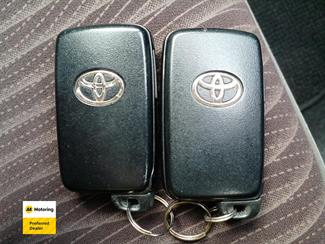 2016 Toyota AQUA - Thumbnail