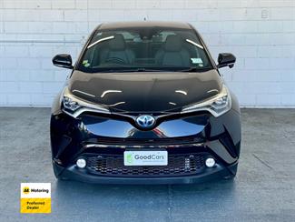 2017 Toyota C-HR - Thumbnail