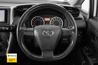 2011 Toyota Wish - Thumbnail