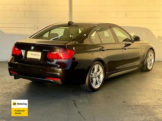 2014 BMW 320i - Thumbnail