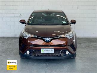 2017 Toyota C-HR - Thumbnail