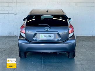 2015 Toyota AQUA - Thumbnail