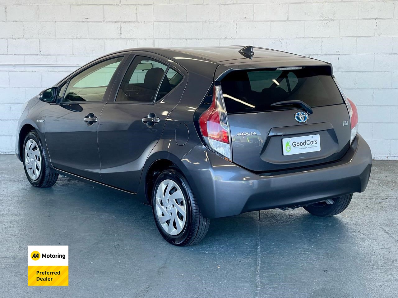 2015 Toyota AQUA